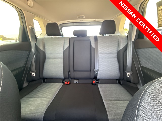 2023 Nissan Rogue SV photo 21