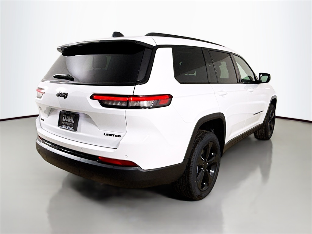 2025 Jeep Grand Cherokee Limited photo 7