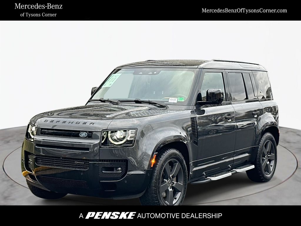 2023 Land Rover Defender X-Dynamic SE's photo