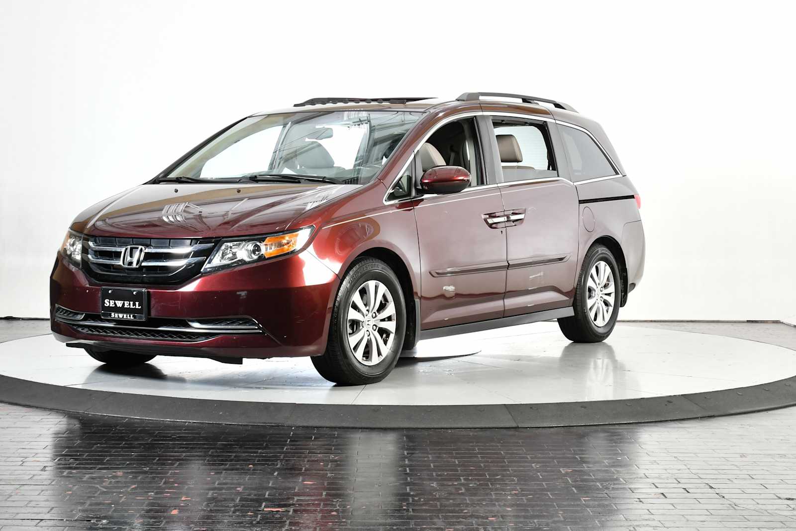 2015 Honda Odyssey EX-L's photo
