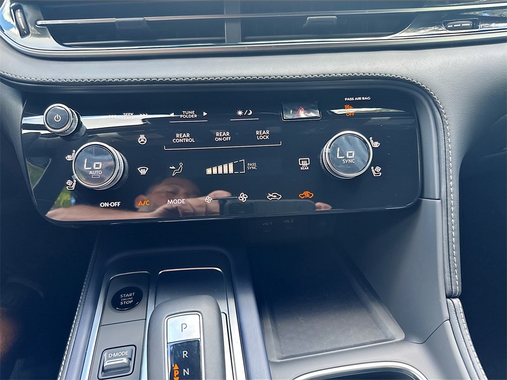 2026 Infiniti QX60 AWD photo 16