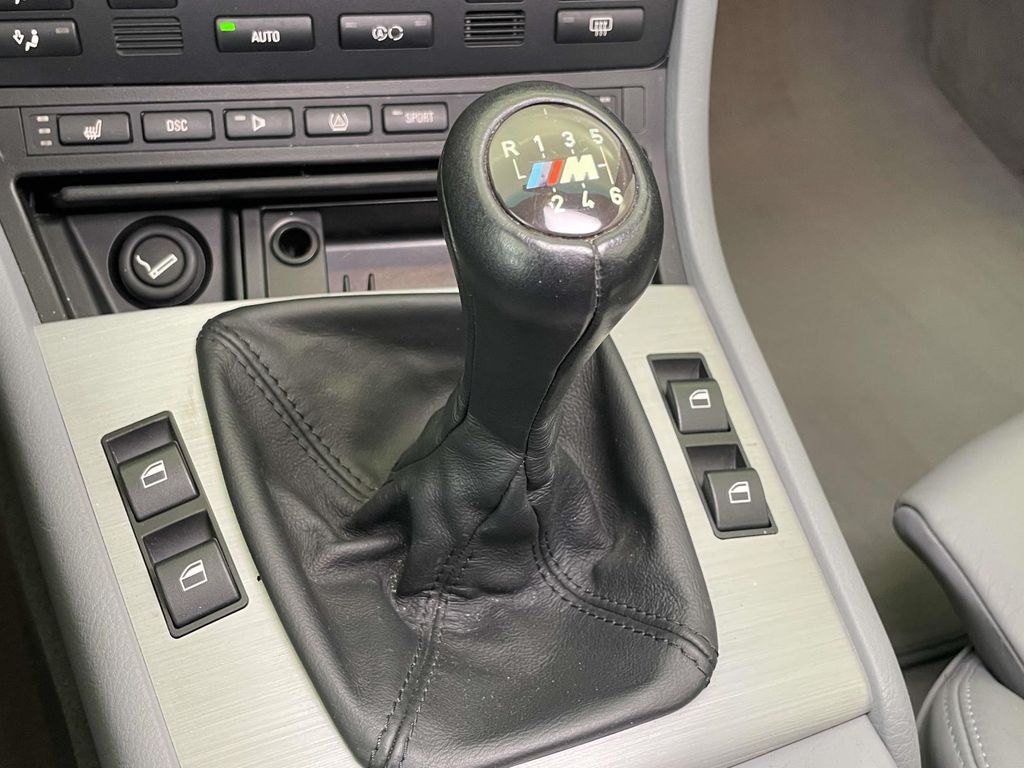 2004 Bmw M3 3 photo 28