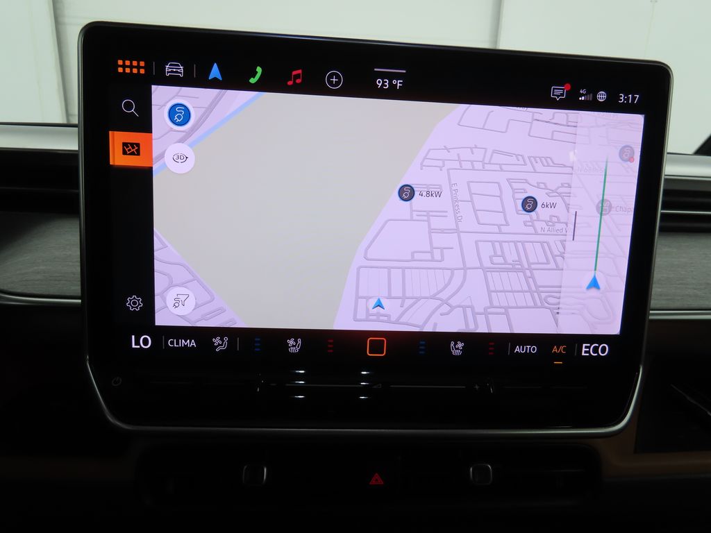 2025 Volkswagen ID. Buzz Pro Plus photo 15