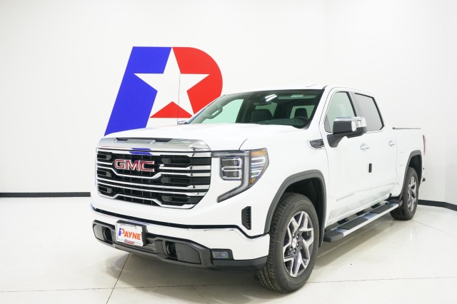 2026 GMC Sierra 1500 SLT's photo