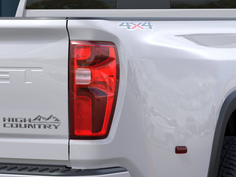 2025 Chevrolet Silverado 3500HD High Country photo 11