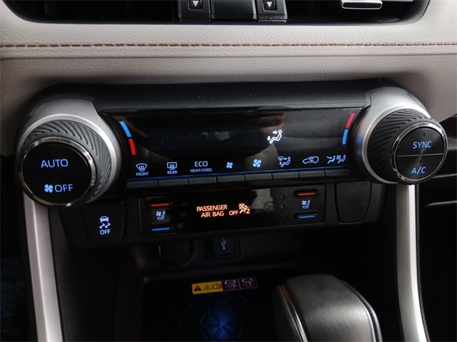 2022 Toyota RAV4 Hybrid Limited photo 14