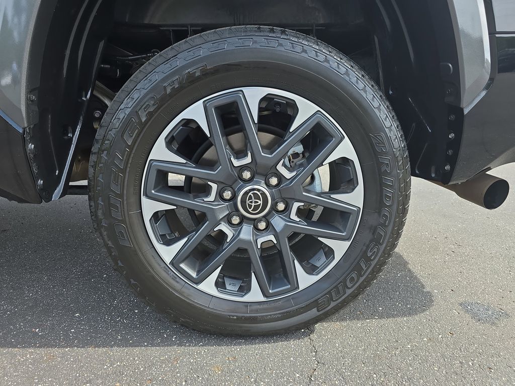 2023 Toyota Tundra Limited photo 29