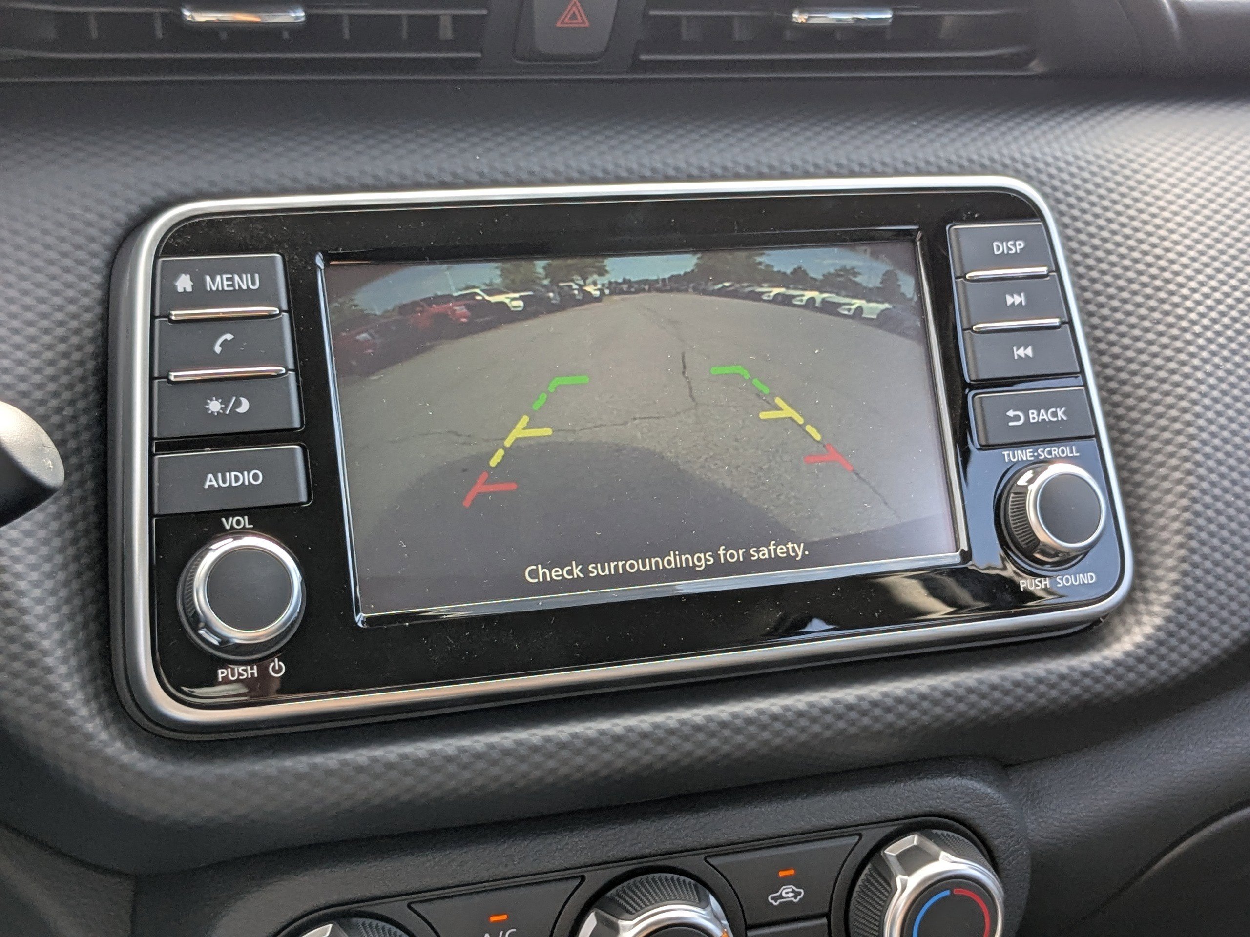 2025 Nissan Kicks Play S photo 18