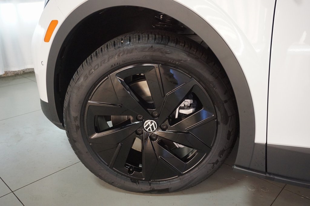 2025 Volkswagen ID.4 Pro S photo 27