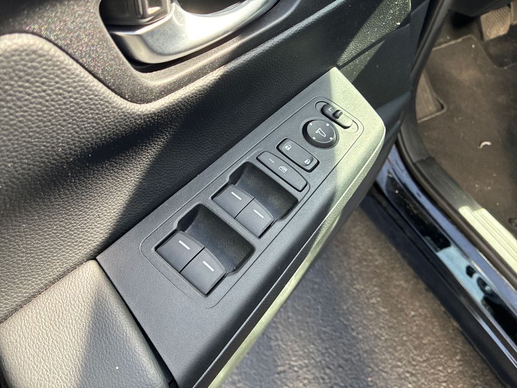 2024 Honda CR-V Hybrid Sport-L photo 10