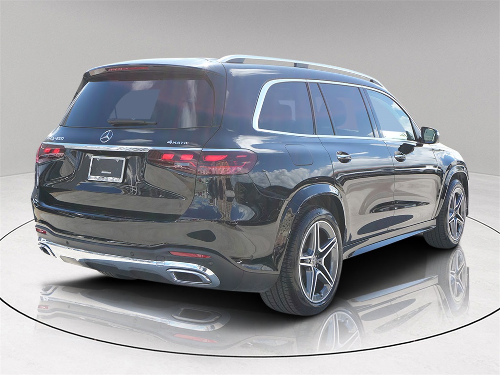 2024 Mercedes Benz GLS 450 4MATIC photo 4