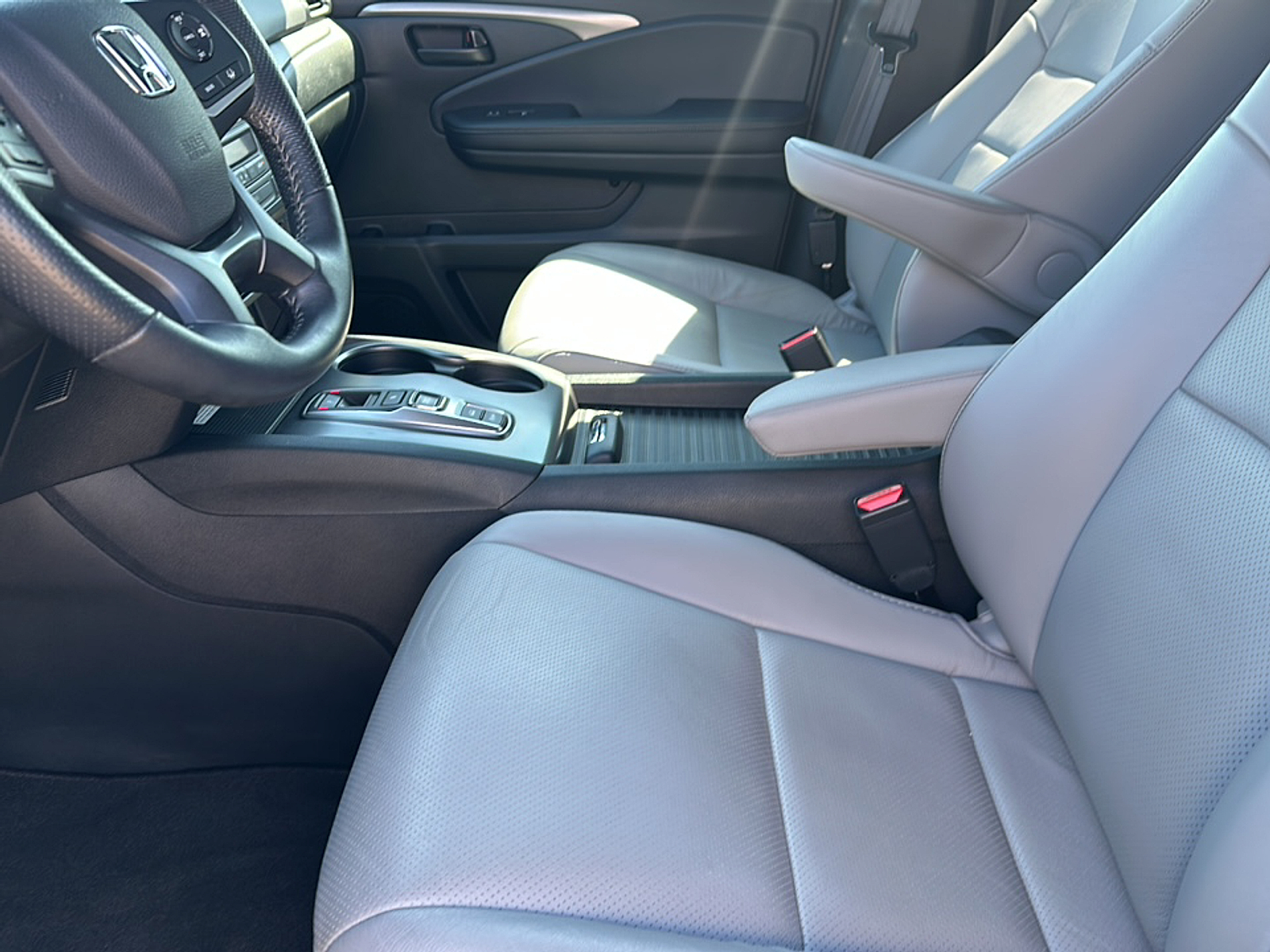 2023 Honda Passport EX-L photo 2