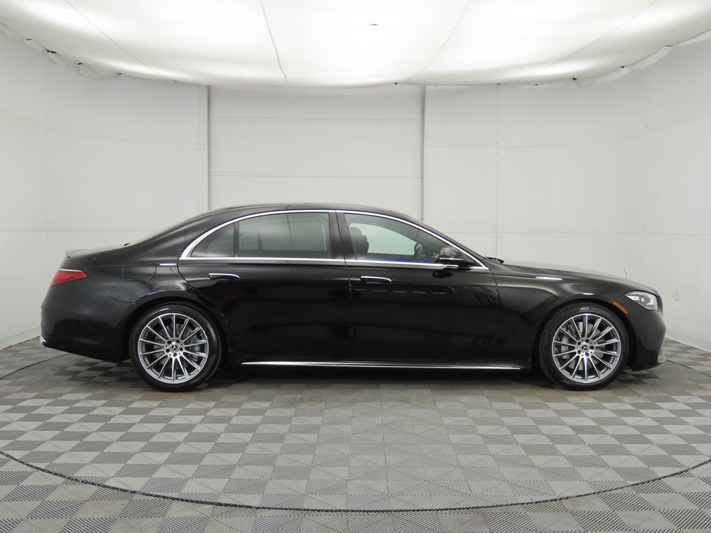 2026 Mercedes Benz S 580 4MATIC photo 4