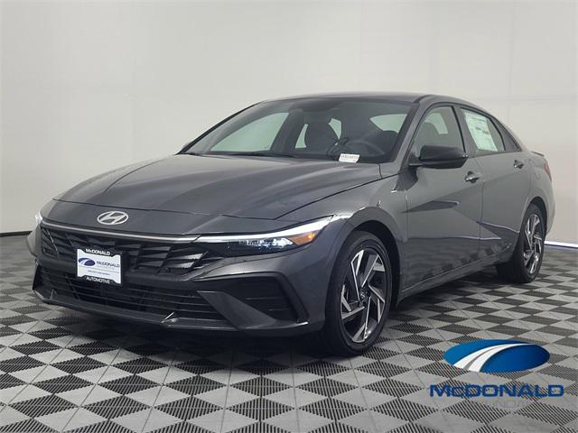 2025 Hyundai Elantra Blue's photo