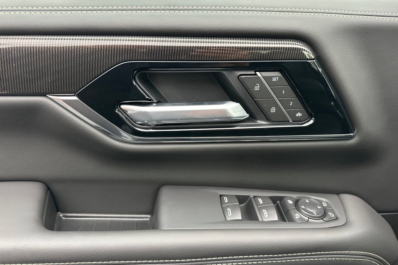 2026 Gmc Yukon photo 8