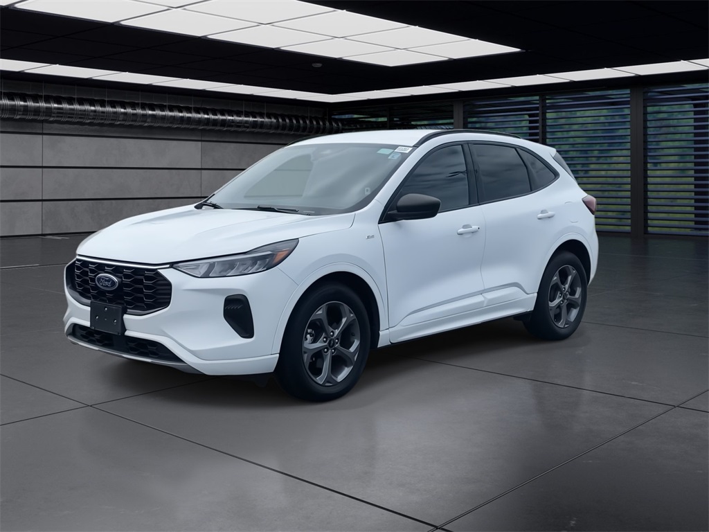 2023 Ford Escape ST-Line photo 4