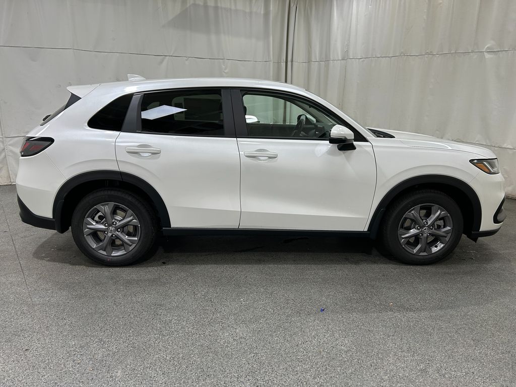 2026 Honda HR-V LX photo 7