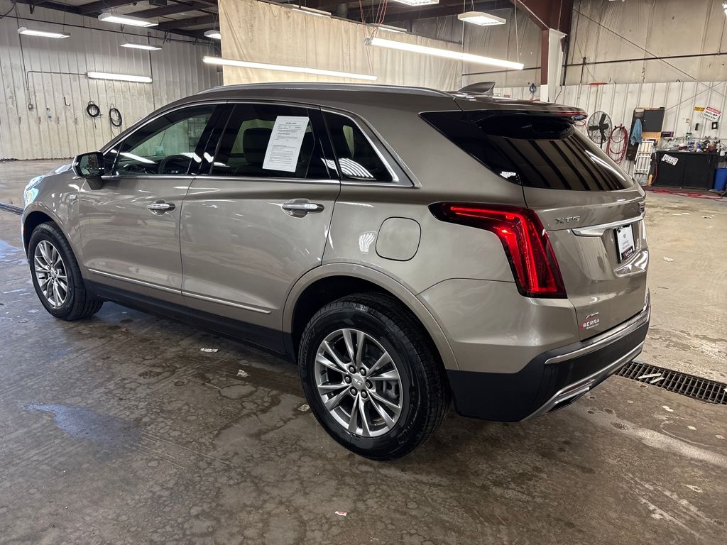 2023 Cadillac XT5 Premium Luxury photo 3