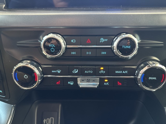 2025 Ford F-150 XLT photo 24