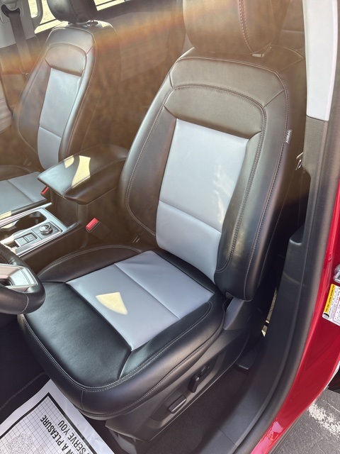 2023 Ford Explorer XLT photo 14