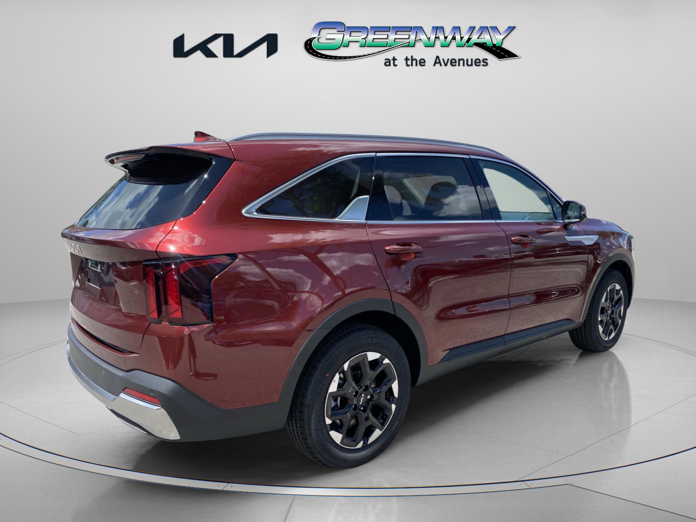 2025 Kia Sorento S photo 4