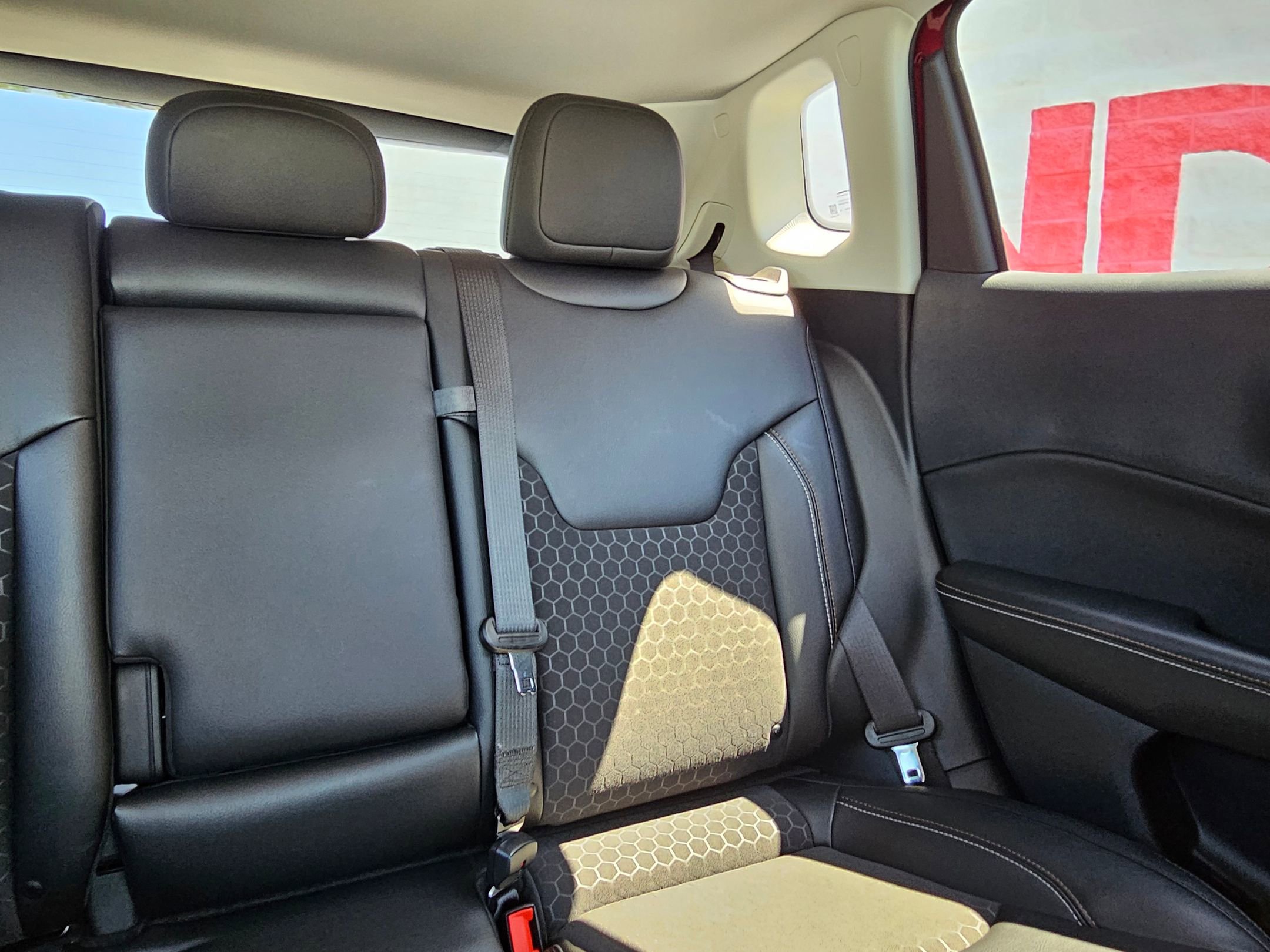 2021 Jeep Compass Latitude photo 25