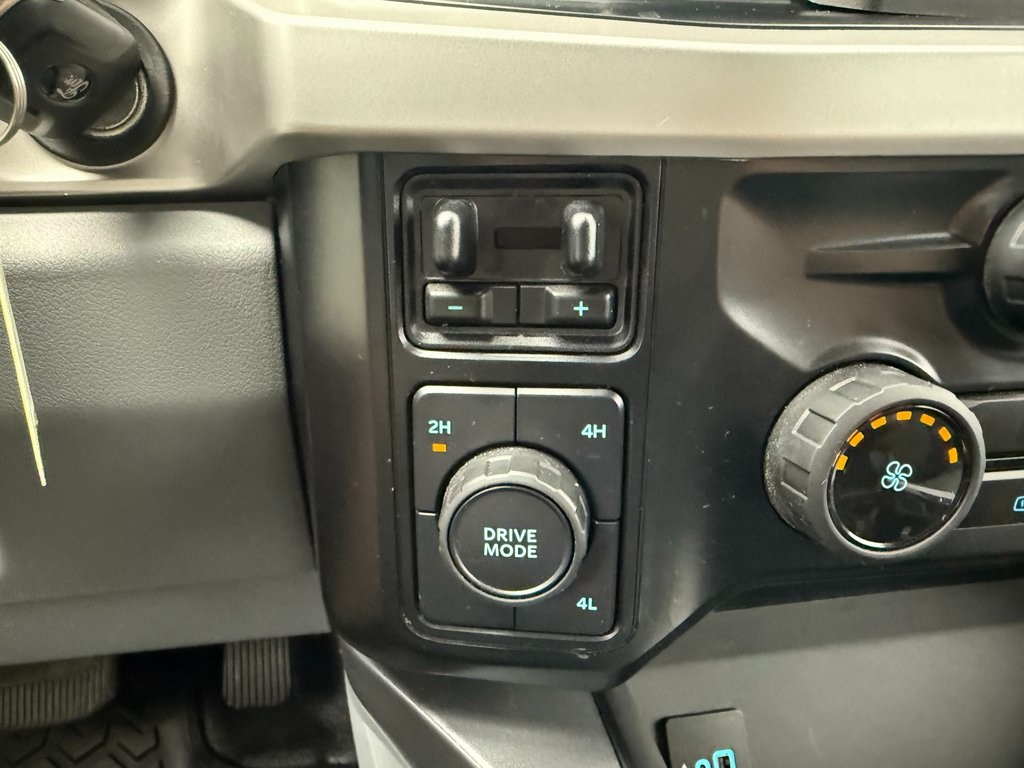 2024 Ford F-250 XLT photo 40