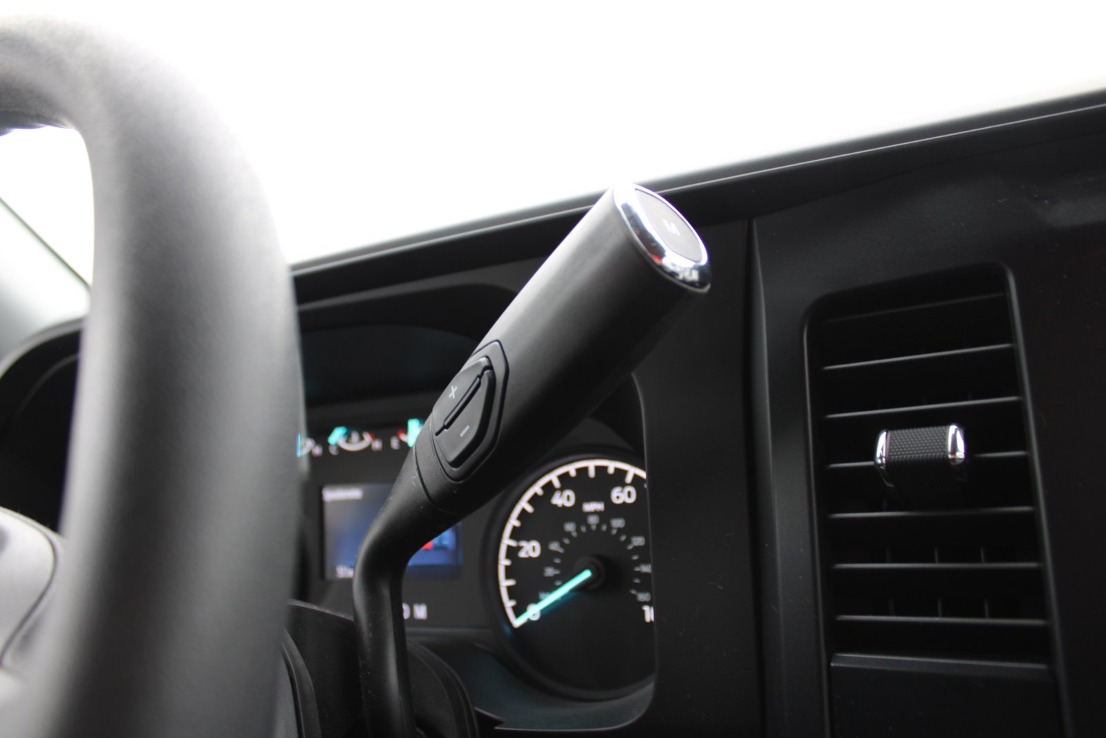 2023 FORD F-450 - Image 20