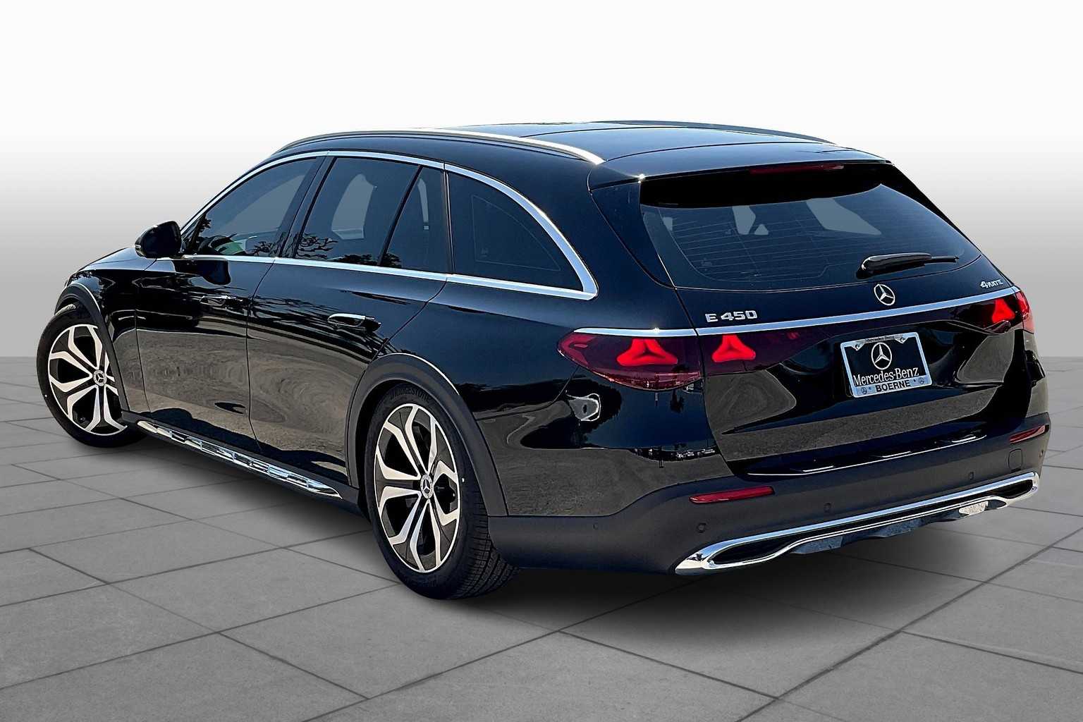 2025 Mercedes Benz E 450 4MATIC All-Terrain photo 3