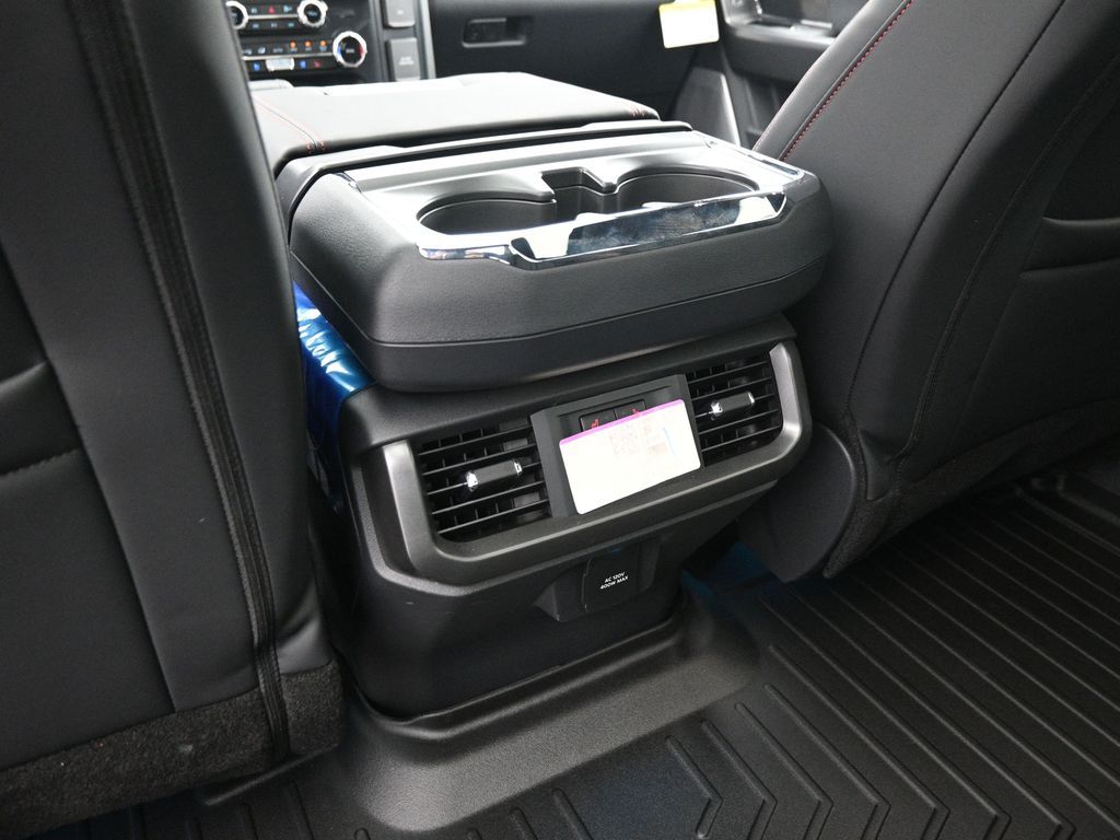 2025 Ford F-150 Lariat photo 20