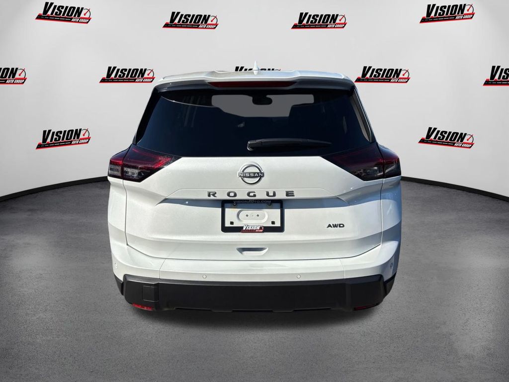 2026 Nissan Rogue SV photo 4