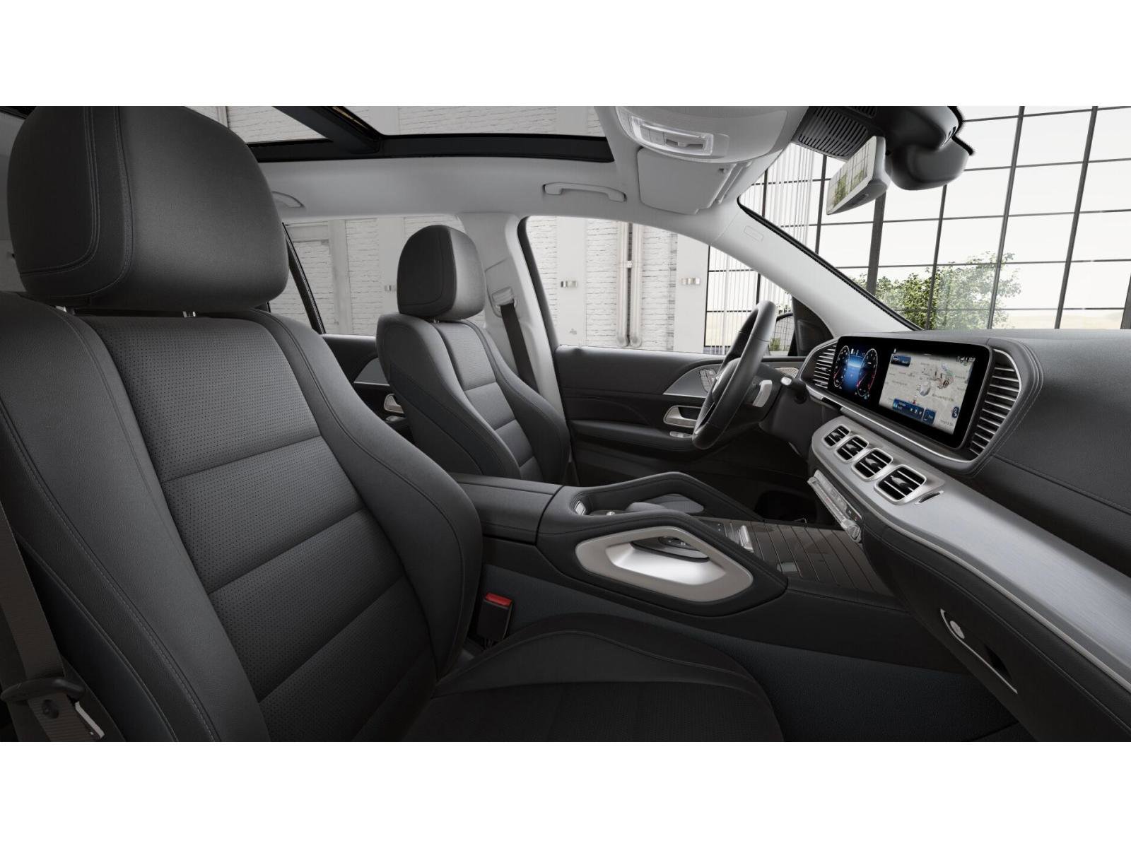 2026 Mercedes Benz GLS 450 4MATIC photo 4