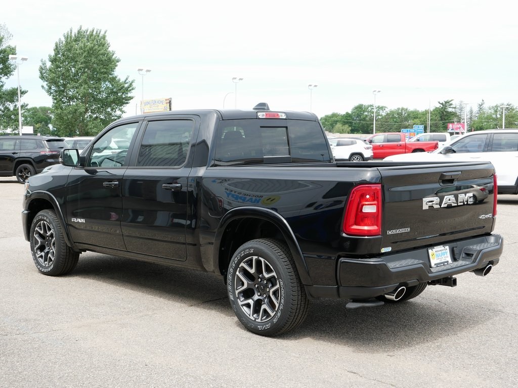 2025 Ram 1500 Laramie photo 3