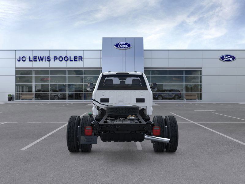 2025 Ford F-550 XL photo 6