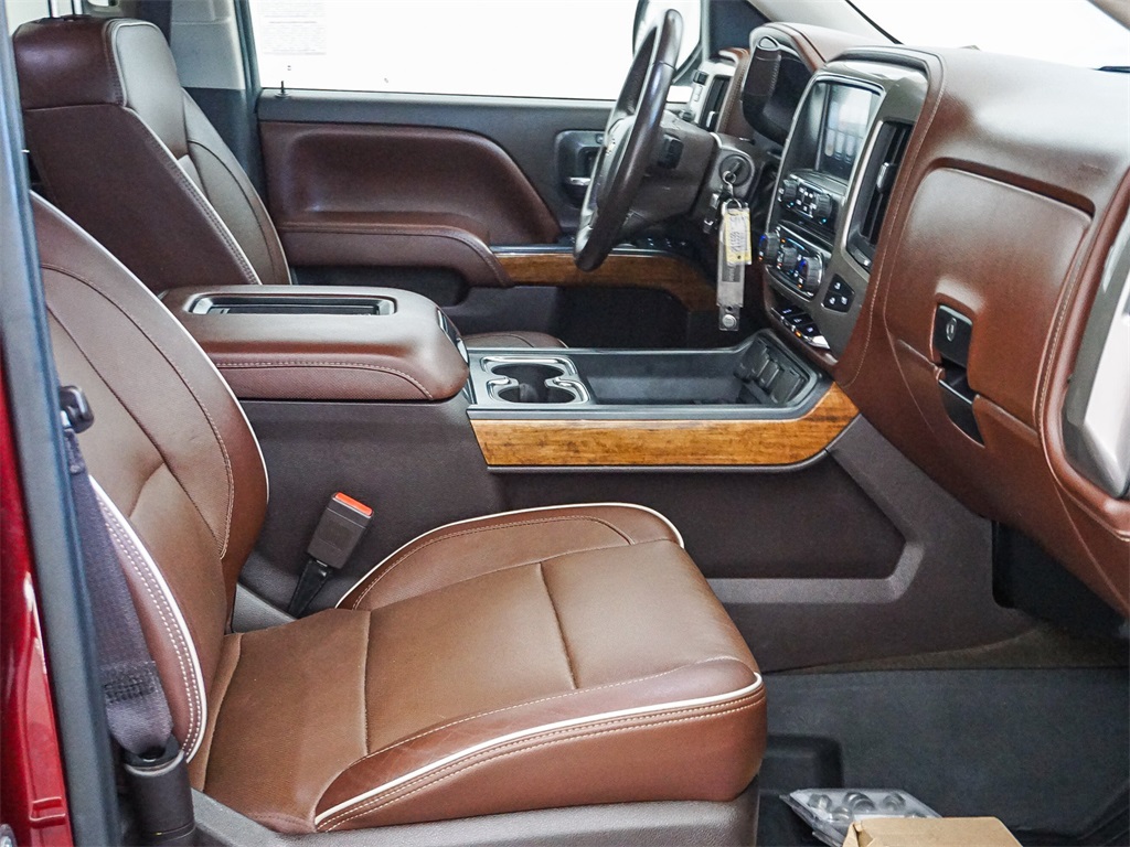2016 Chevrolet Silverado High Country photo 11