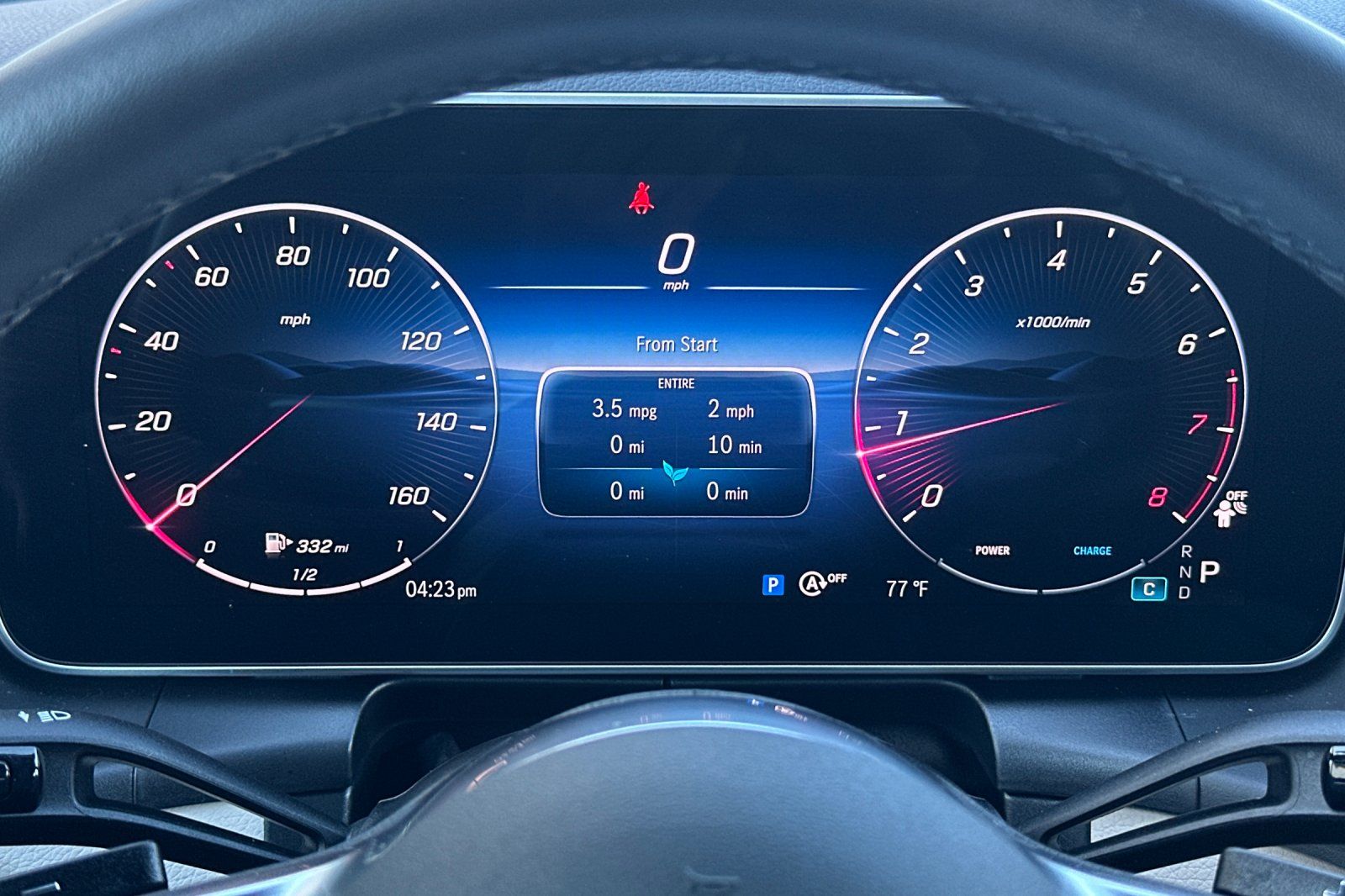 2025 Mercedes Benz GLC 300 4MATIC photo 3