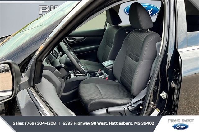 2020 Nissan Rogue S photo 12