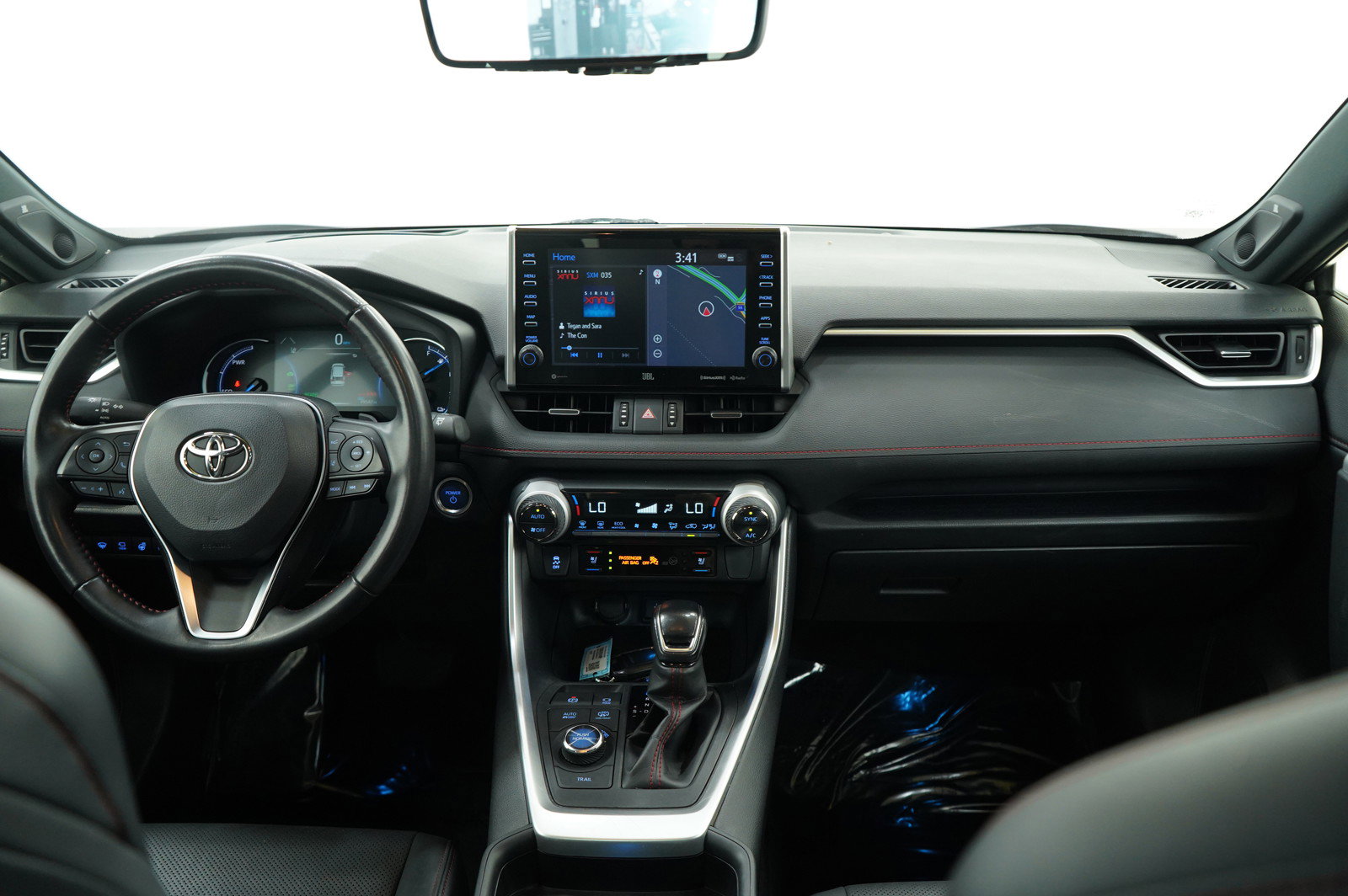 2021 Toyota RAV4 Prime XSE photo 5