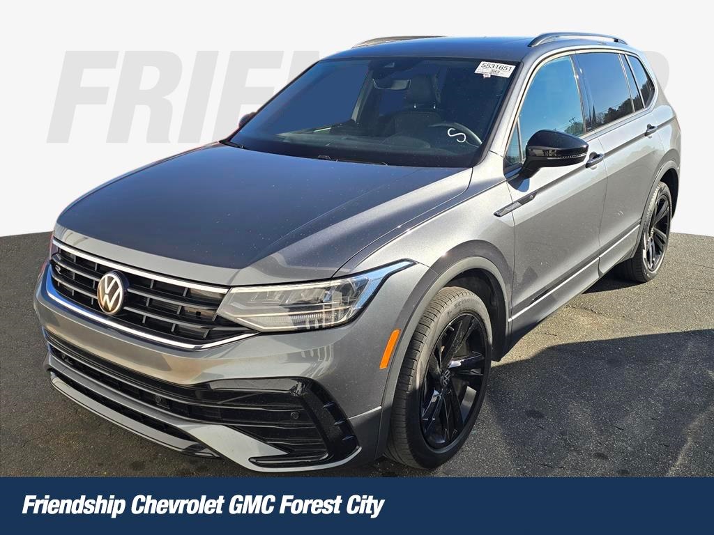 2023 Volkswagen Tiguan SE R-LINE BLACK