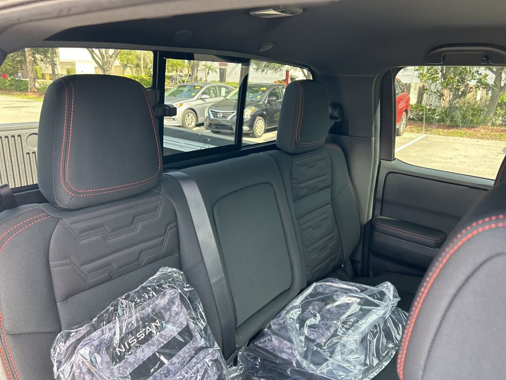 2025 Nissan Frontier PRO-4X photo 41