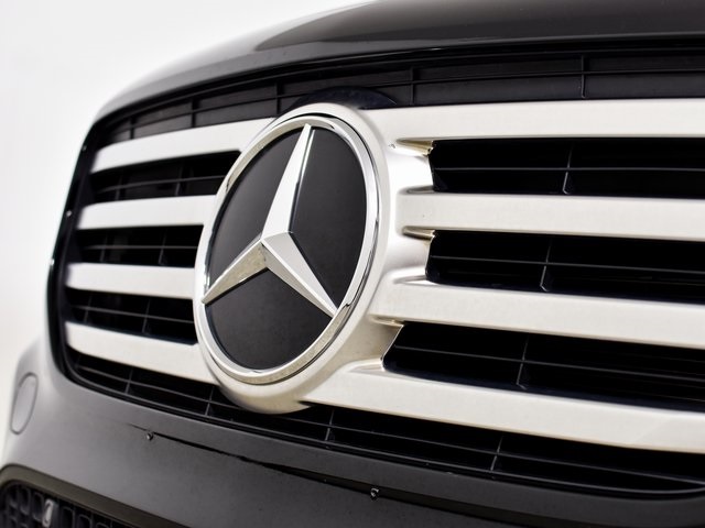 2024 Mercedes Benz GLB 250 photo 2