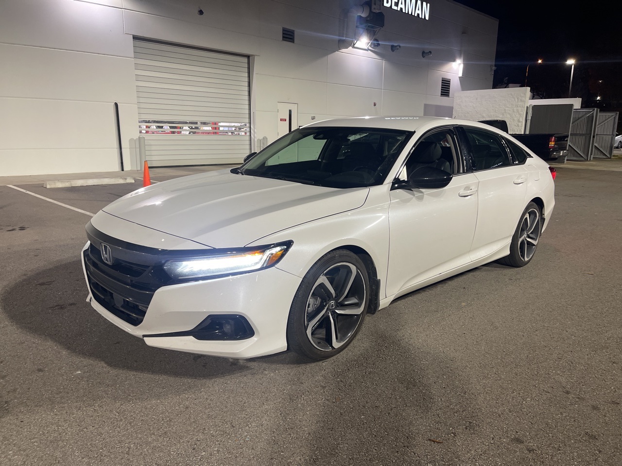 2021 Honda Accord Sport SE's photo