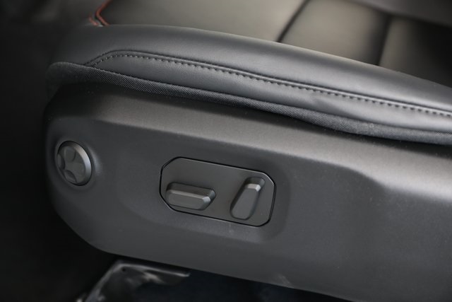 2025 Jeep Wrangler Rubicon photo 16