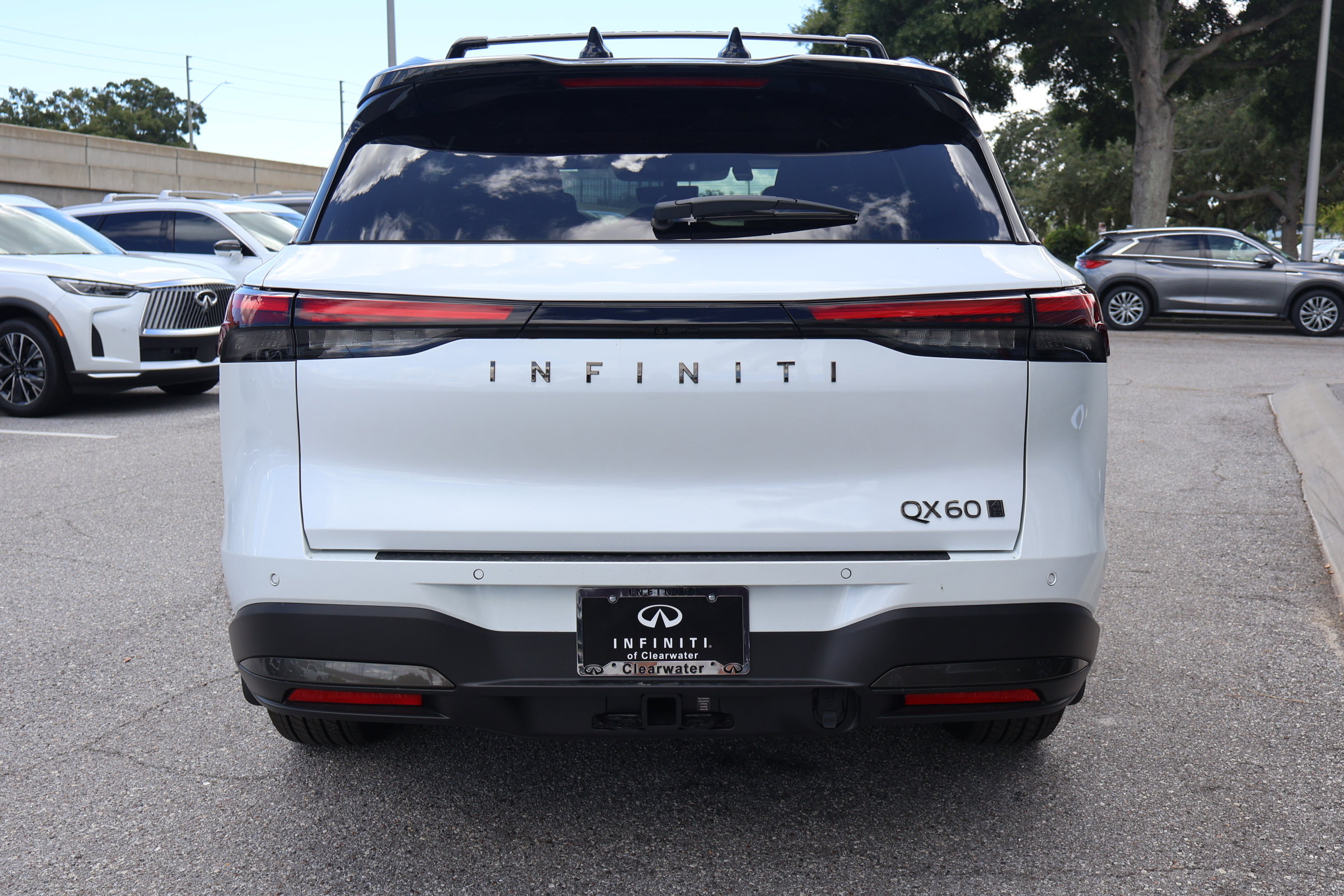 2026 Infiniti QX60 Autograph photo 3