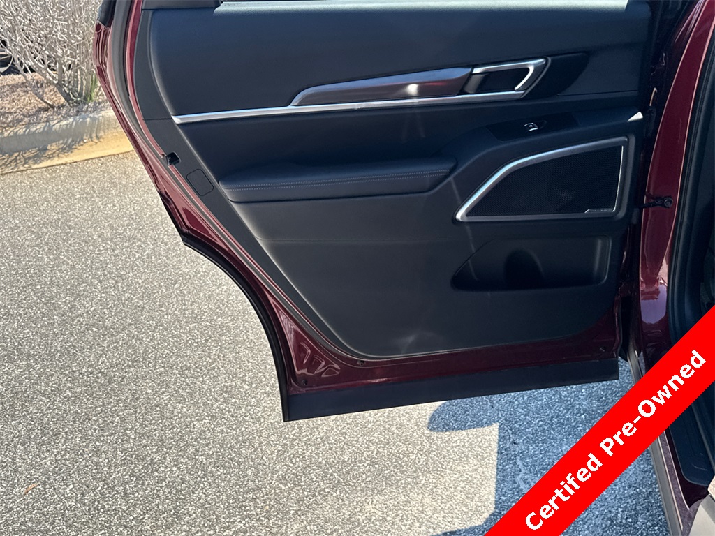 2024 Kia Telluride S photo 20