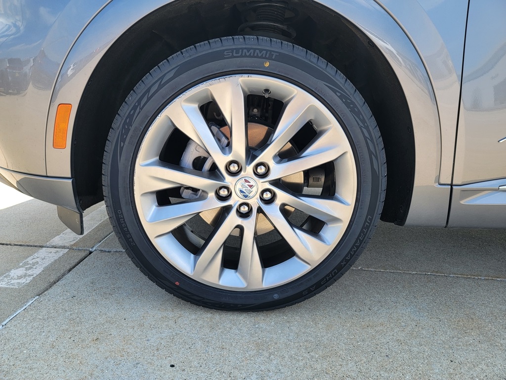 2022 Buick Envision Avenir photo 14