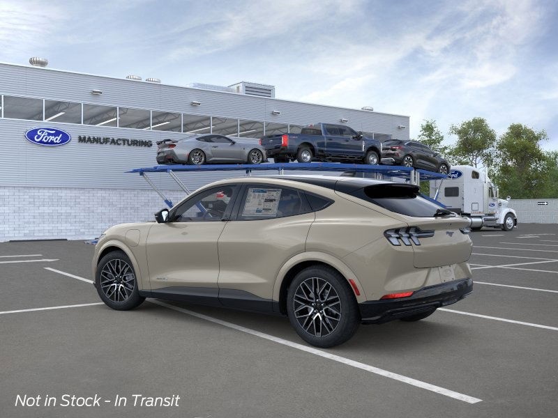 2025 Ford Mustang Mach-E Premium photo 3