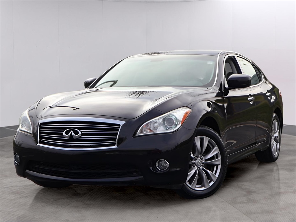 2013 INFINITI M 37's photo