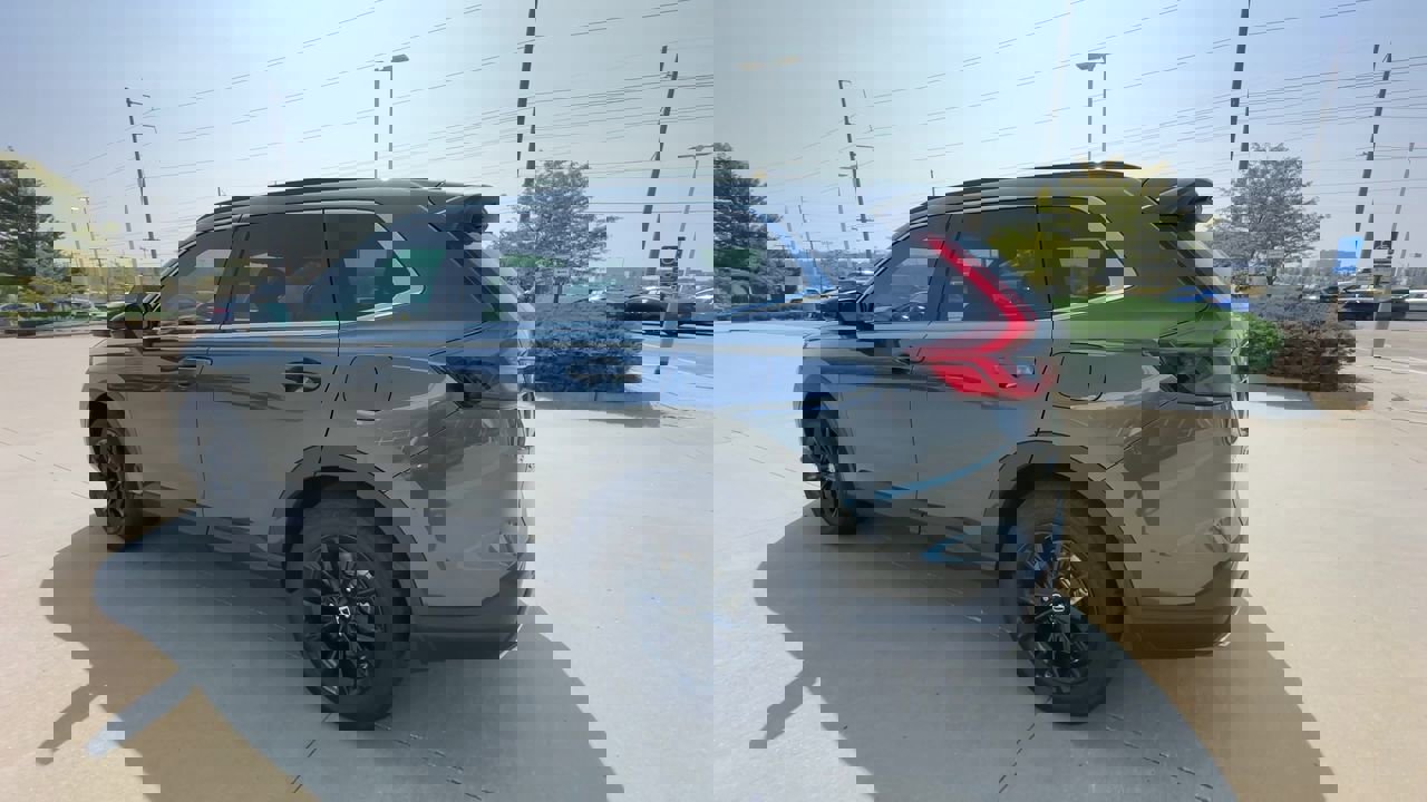 2025 Honda CR-V Hybrid Sport-L photo 4