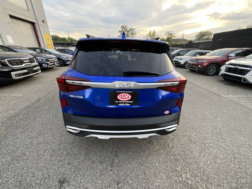 2022 Kia Seltos S photo 3